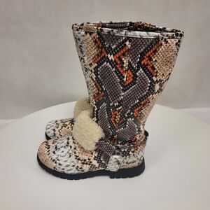Snakeskin Patterned Boots with Fur Trim